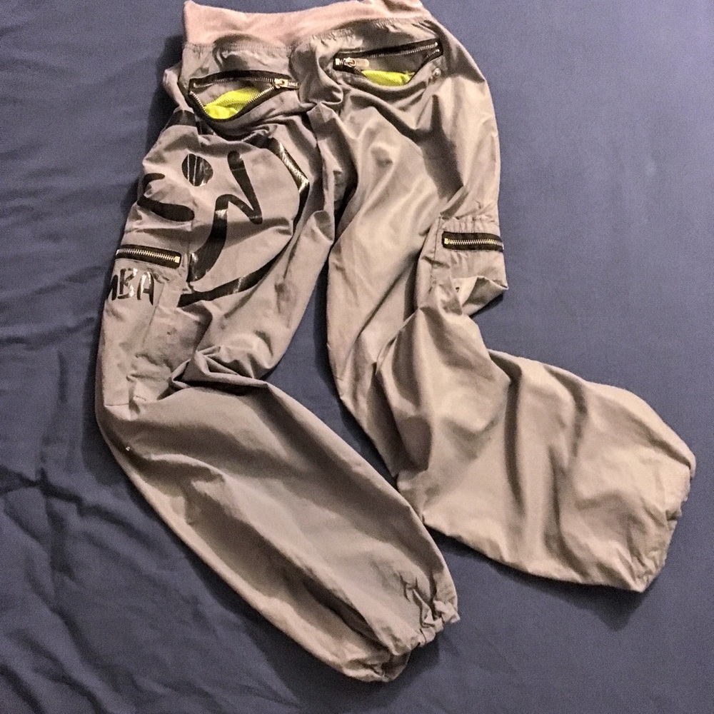 FINAL PRICE!💥Zumba Wear Grey Cargo Pants💃NWOT S